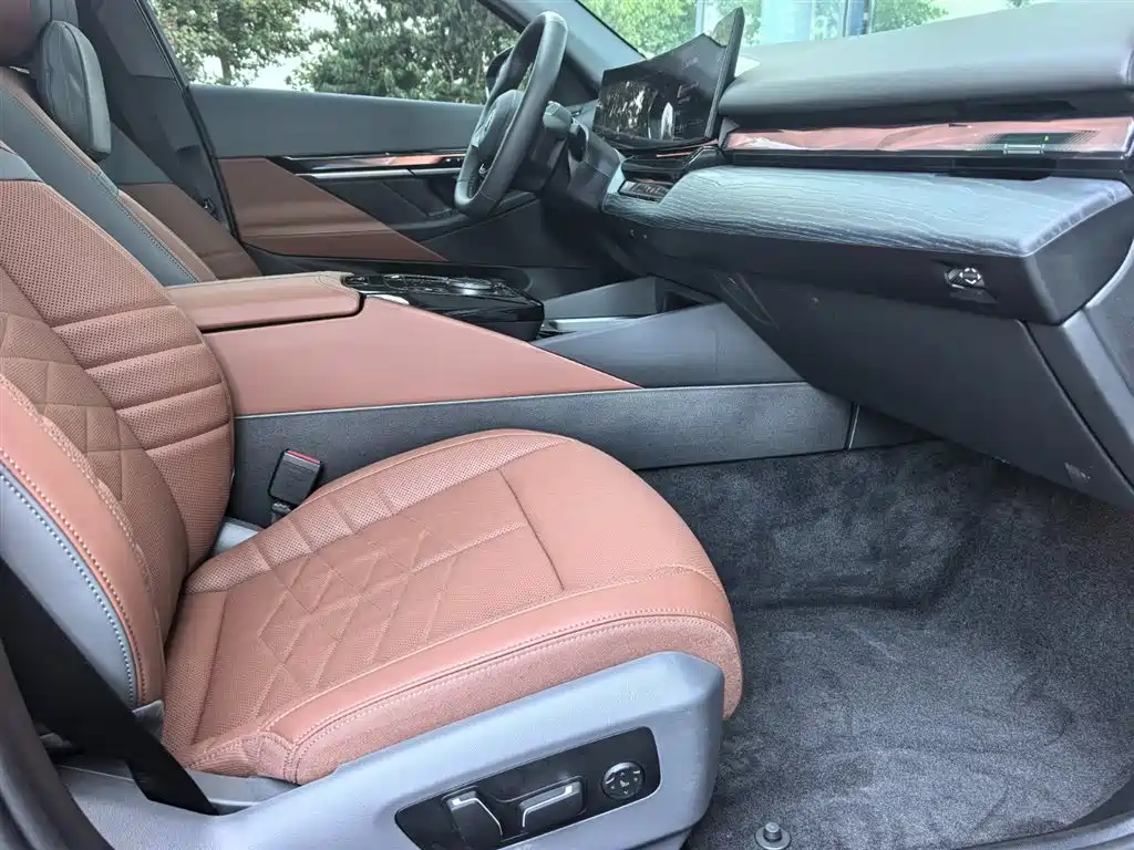 BMW i5 — миниатюра 16