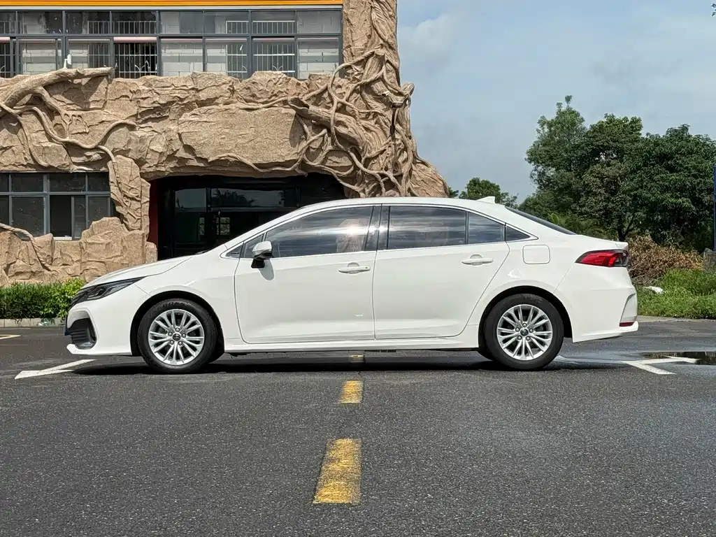 Toyota Allion — миниатюра 4