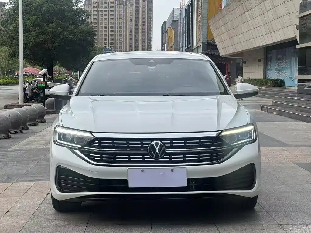 Volkswagen Sagitar — миниатюра 20