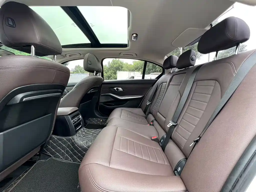 BMW 3 Series — миниатюра 5