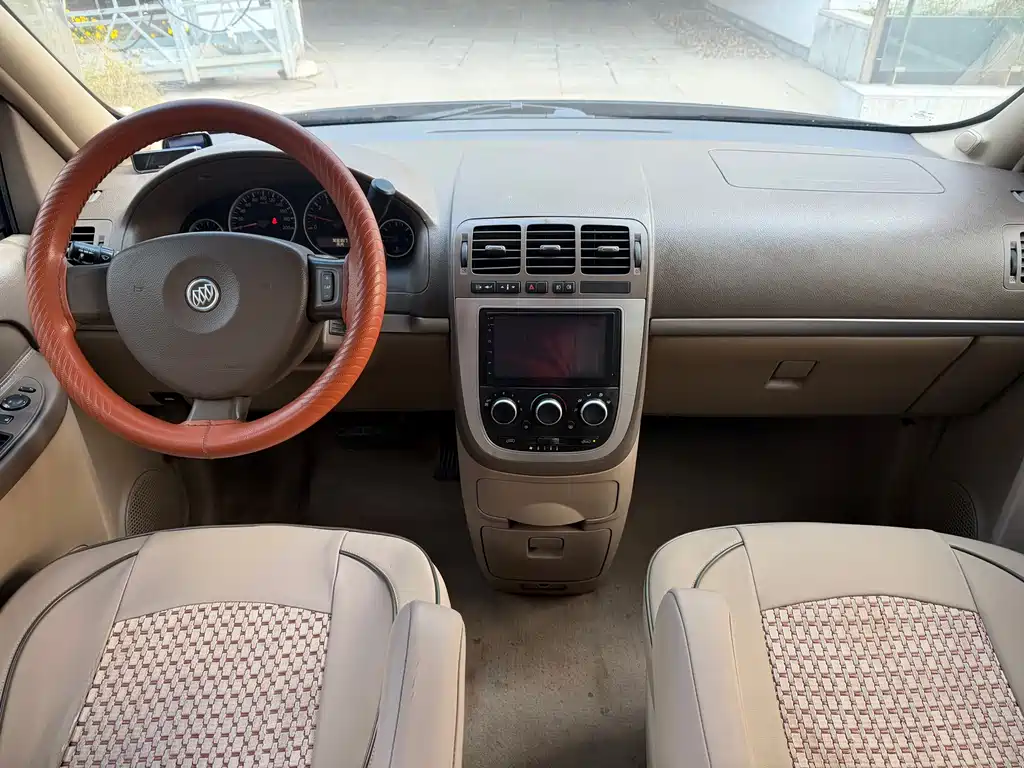 Buick GL8 2014 2.4L