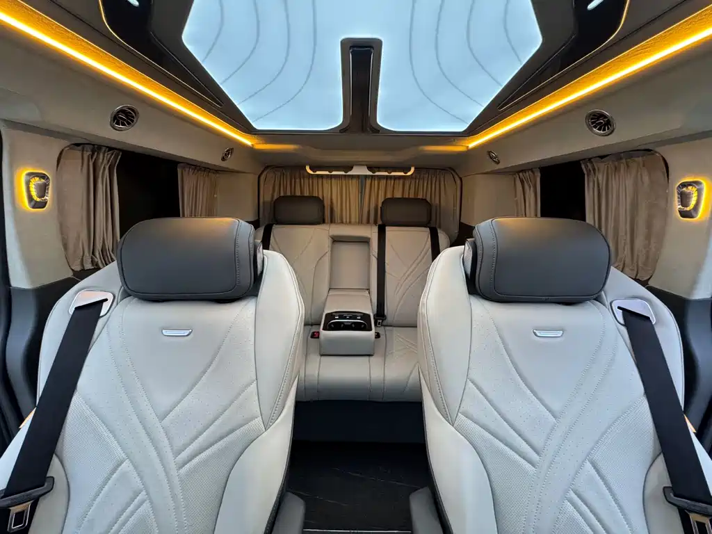 Ford Tourneo — миниатюра 17