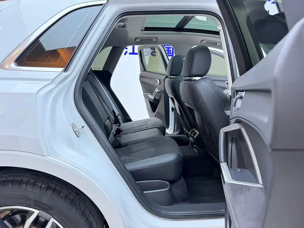Audi Q3 — миниатюра 17