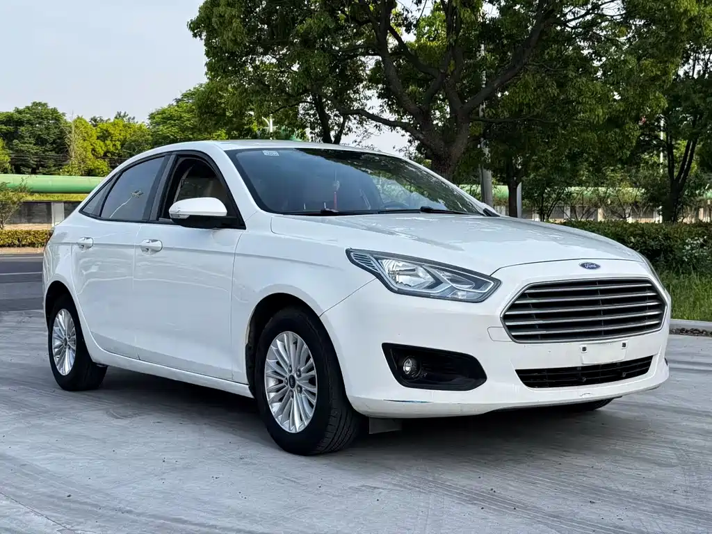 Ford Escort 2016
