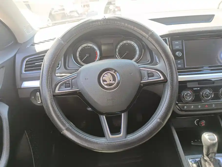 Skoda Kamiq — миниатюра 15