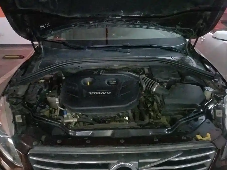 Volvo XC60 (Import) — миниатюра 10