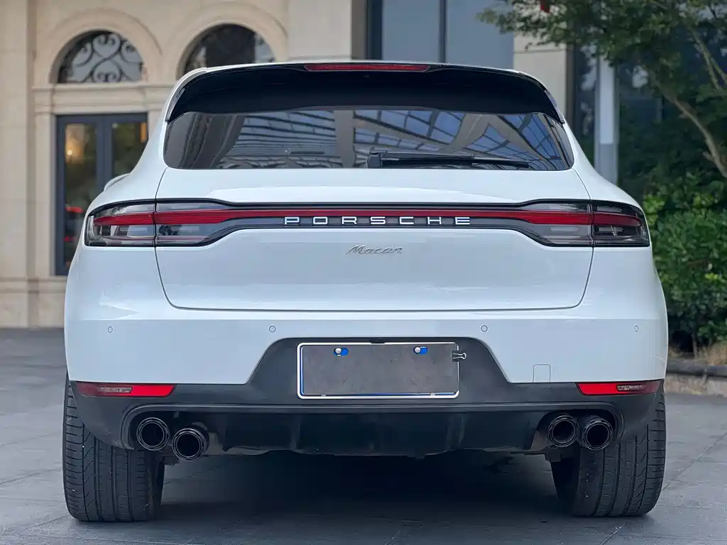 Porsche Macan — миниатюра 9