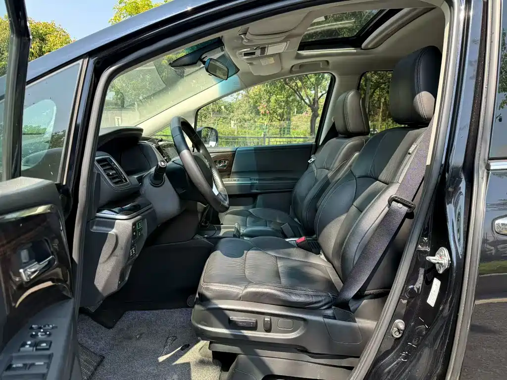 Honda Odyssey — миниатюра 5