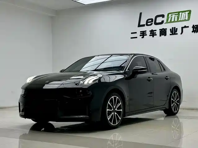 2020 Lynk & Co 03