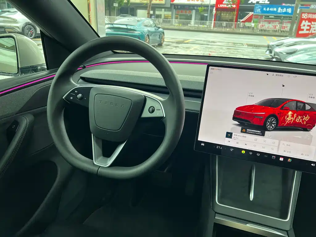 Tesla Model Y L — миниатюра 28