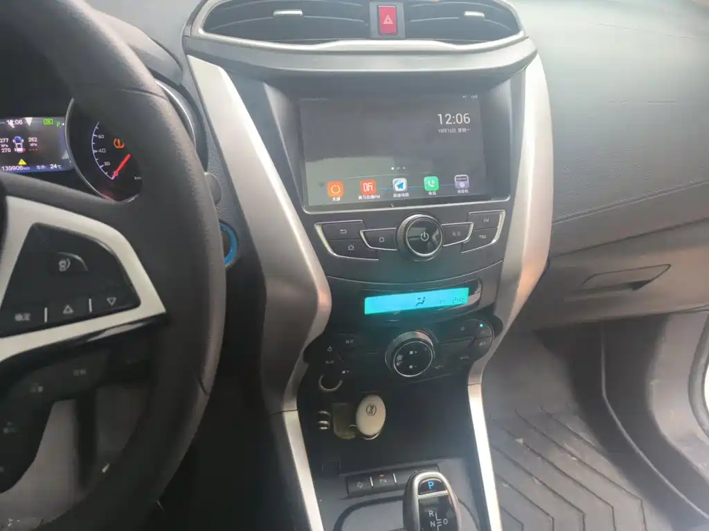 BYD Yuan EV — миниатюра 14