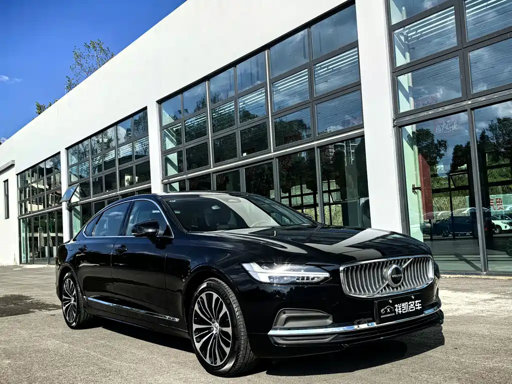 Volvo S90 — миниатюра 3