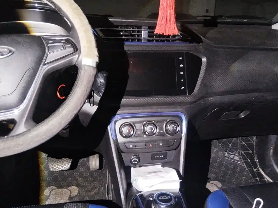 Chery New Energy Tiggo 3xe — миниатюра 13