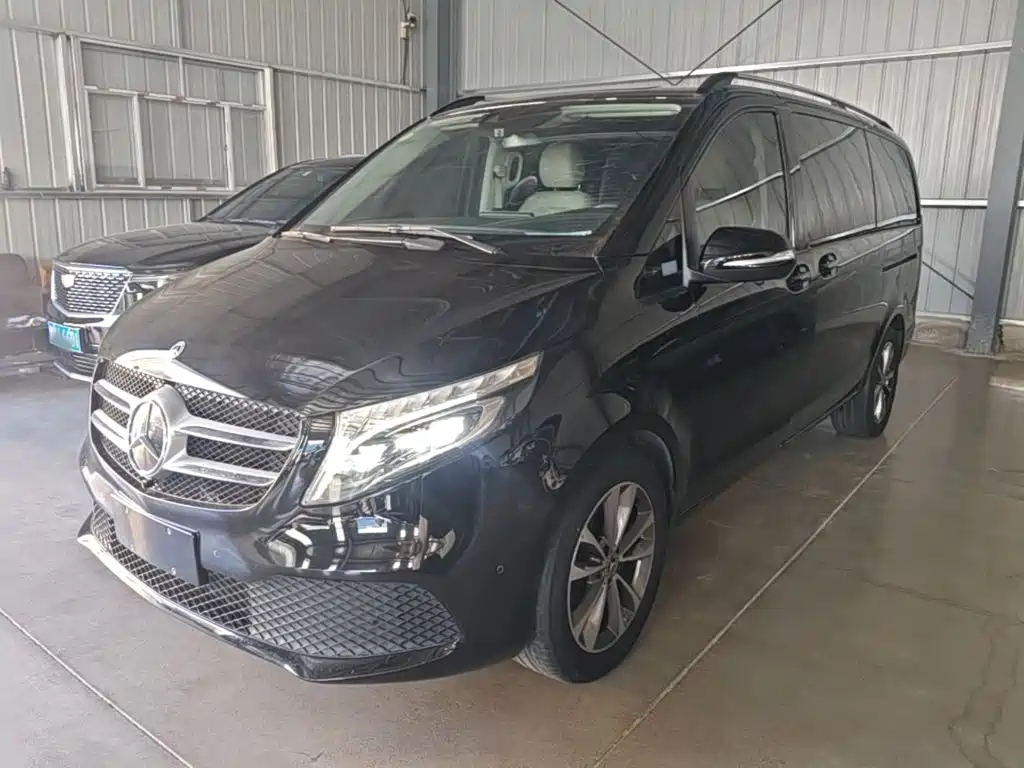 Mercedes-Benz V-Class — миниатюра 2