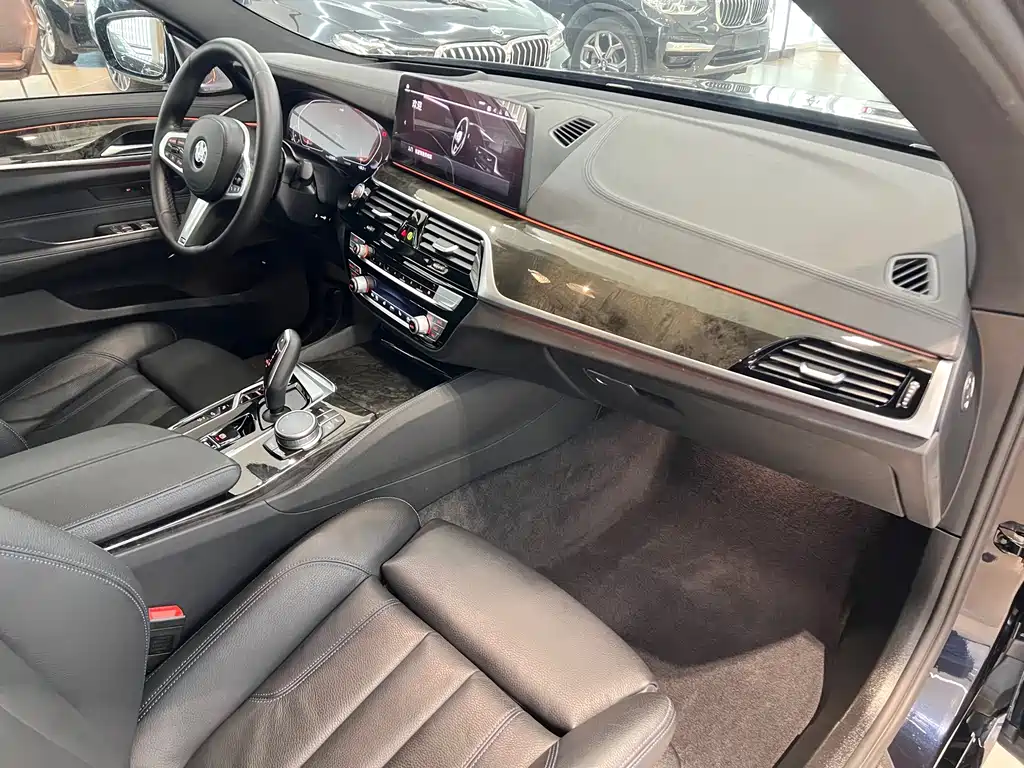 BMW 6 Series GT — миниатюра 8