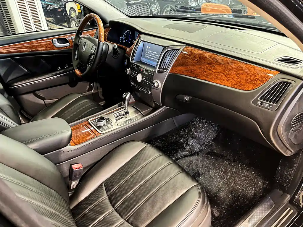 Hyundai Equus — миниатюра 23