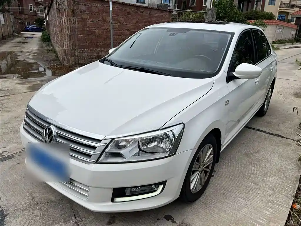 Volkswagen Santana 2015