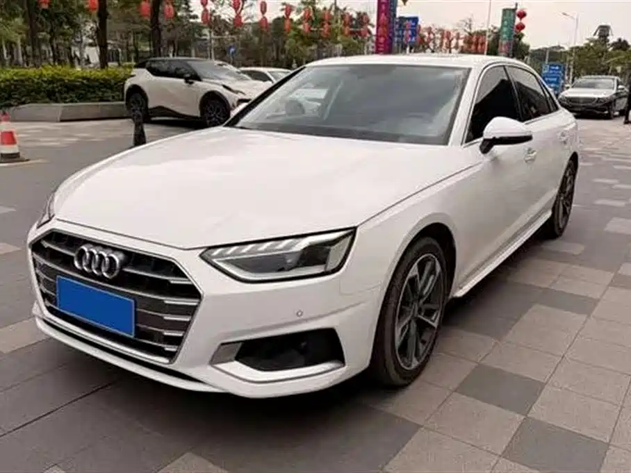 Audi A4L 2020