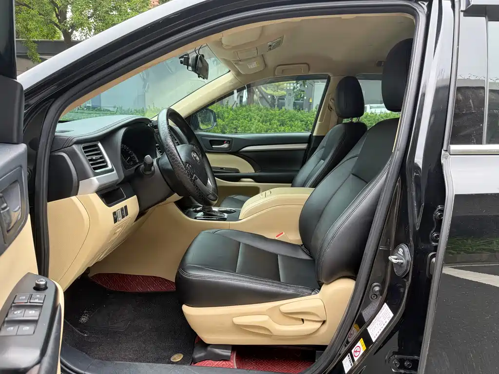 Toyota Highlander — миниатюра 7