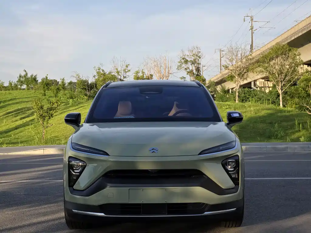 NIO ES6 — миниатюра 2