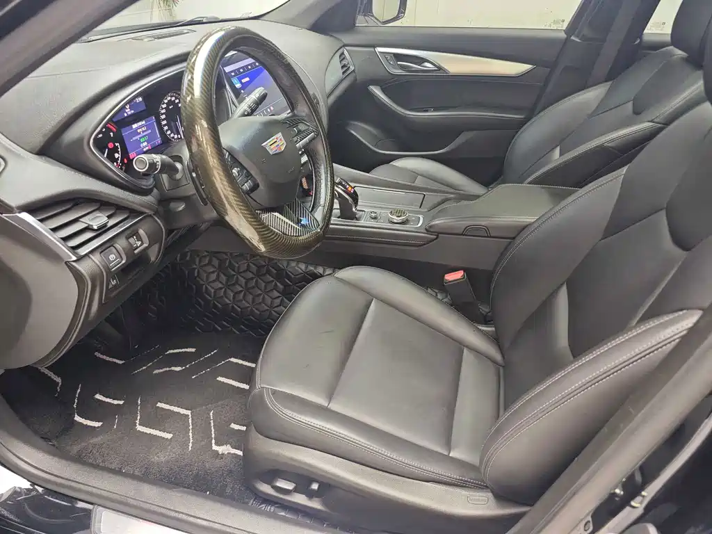 Cadillac CT5 — миниатюра 3