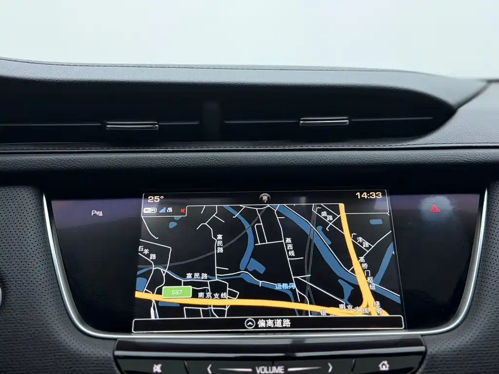 Cadillac XT5 — миниатюра 9
