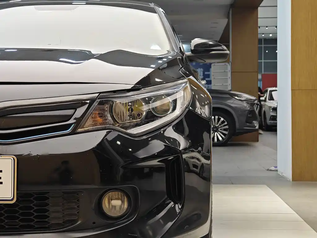 Kia K5 2016 2.0L hybrid GLS
