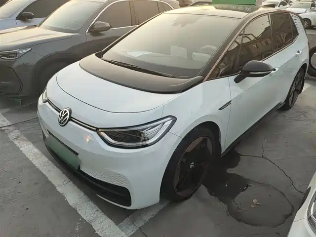 VOLKSWAGEN ID.3 2023