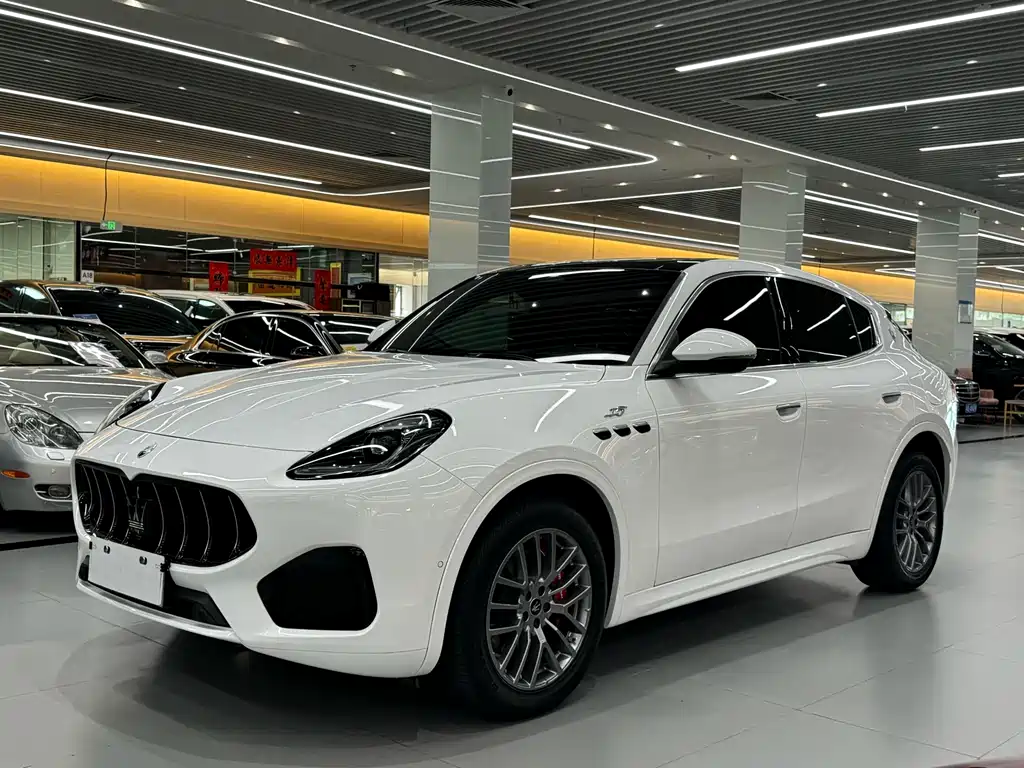 Maserati Grecale 2023
