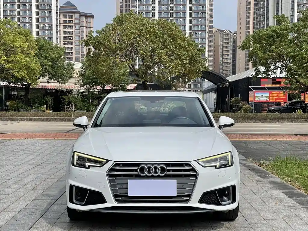 Audi A4L — миниатюра 2