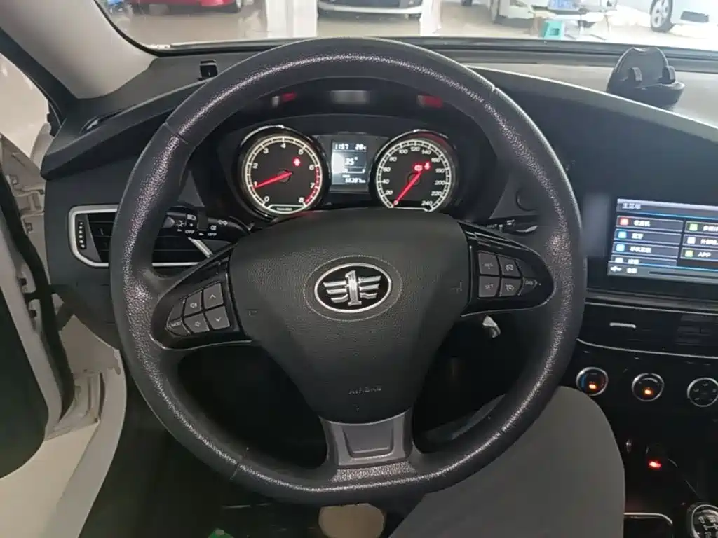 FAW Junpai A70 — миниатюра 11