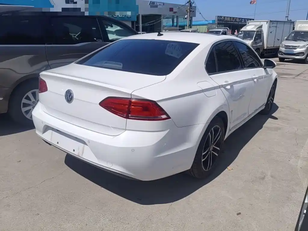 Volkswagen Lamando — миниатюра 7