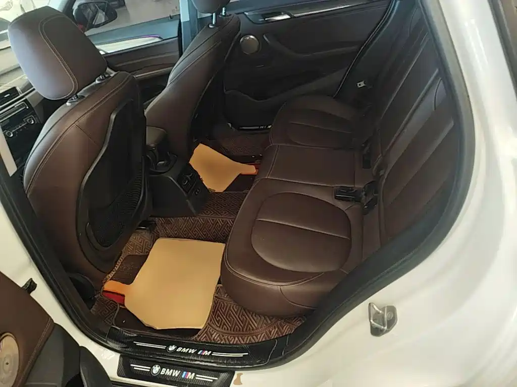 BMW X1 — миниатюра 17