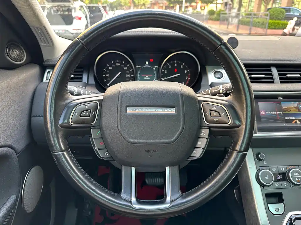 Land Rover Evoque — миниатюра 16