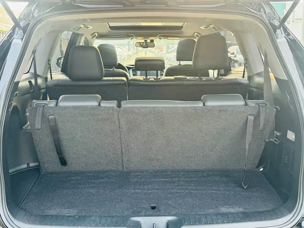 Toyota Highlander — миниатюра 9