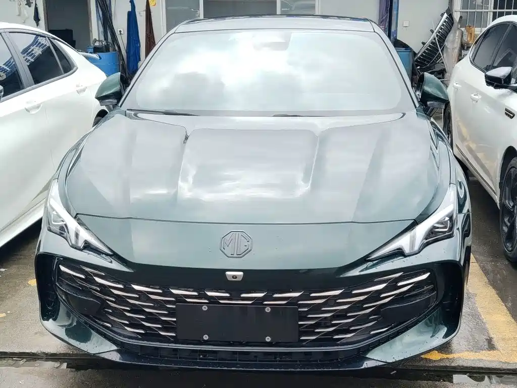 MG MG7