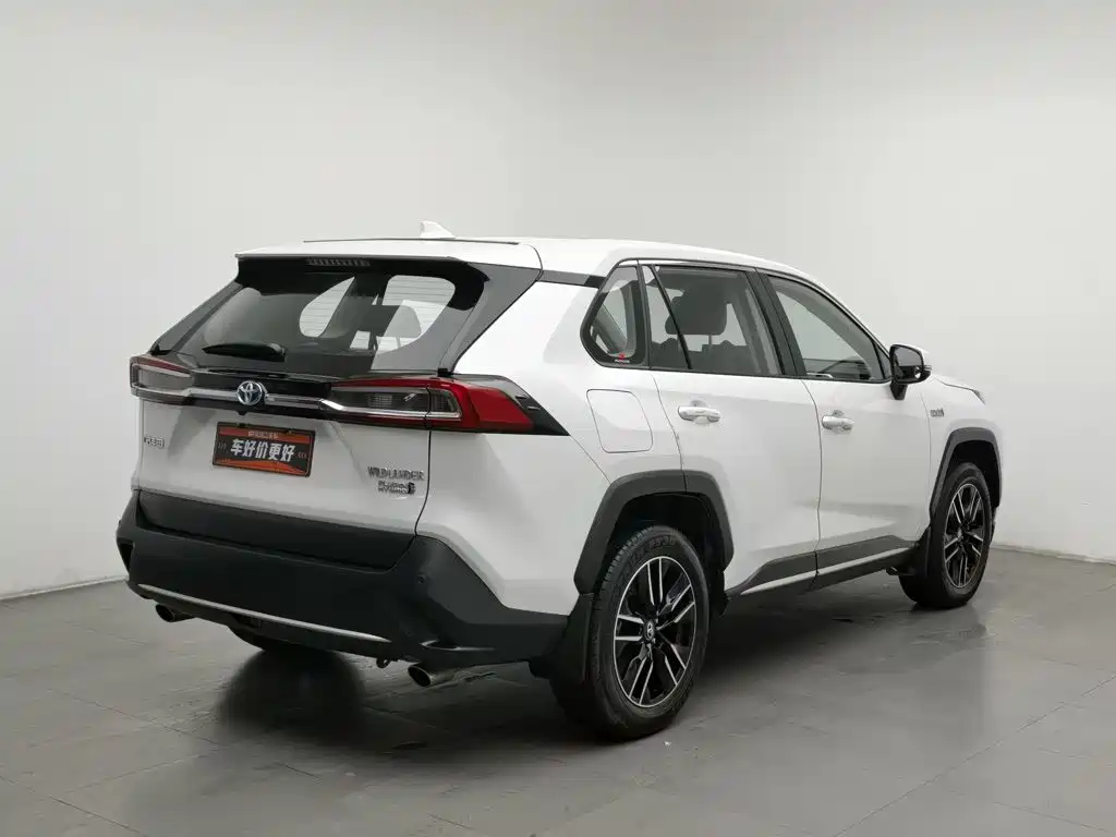 Toyota Wildlander New Energy — миниатюра 2
