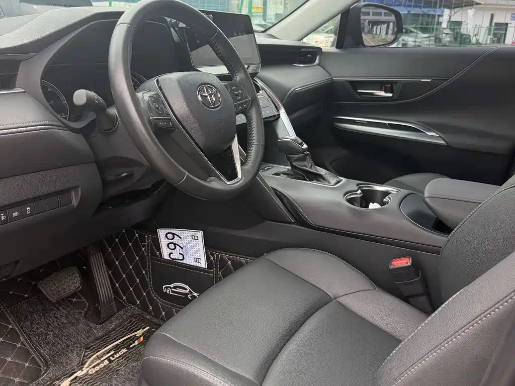 Toyota Venza 2023 2.5L Luxury
