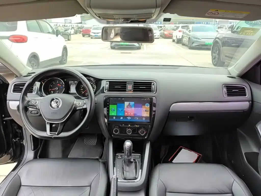 Volkswagen Sagitar — миниатюра 10
