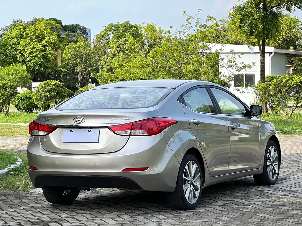 Hyundai Elantra Langdong 1.6L Auto Premium Type, фото 6