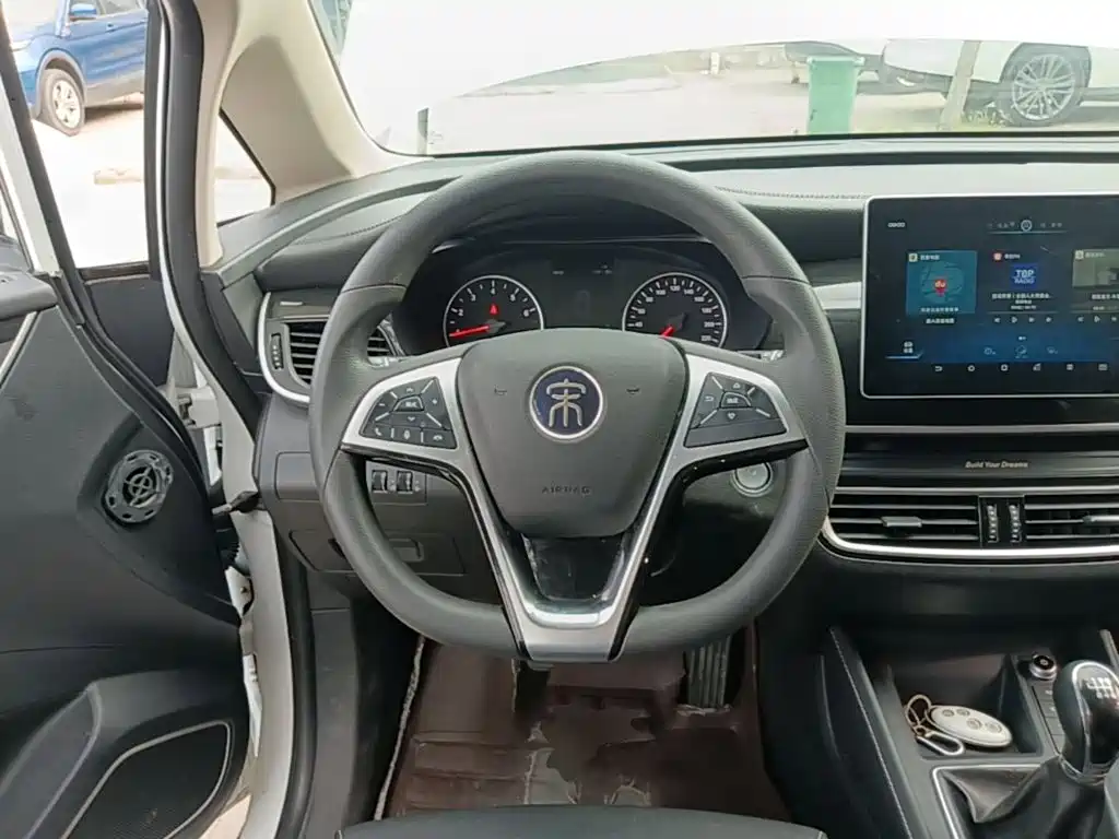 BYD MAX — миниатюра 11