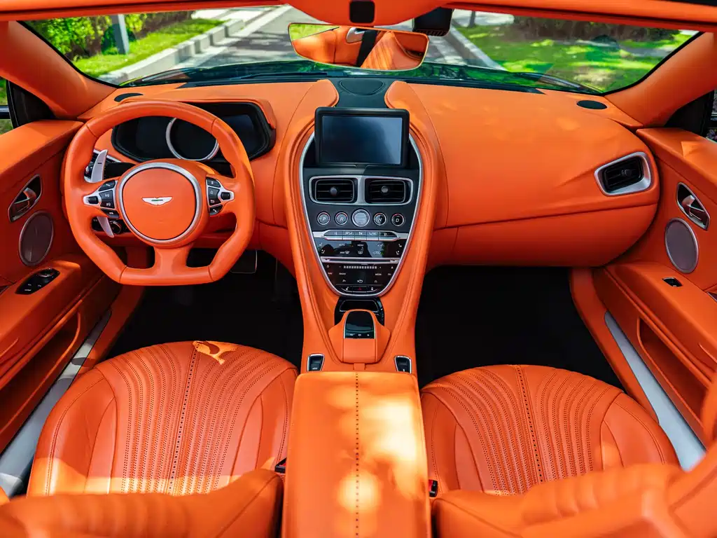 Aston Martin DB11 2023 4.0T V8 Volante