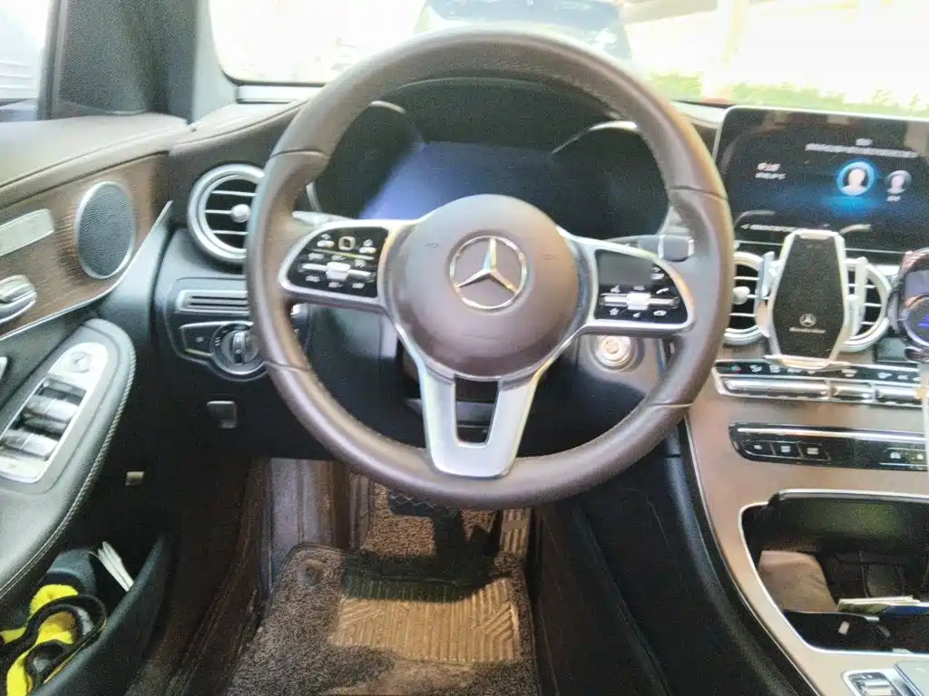 Mercedes-Benz GLC — миниатюра 11