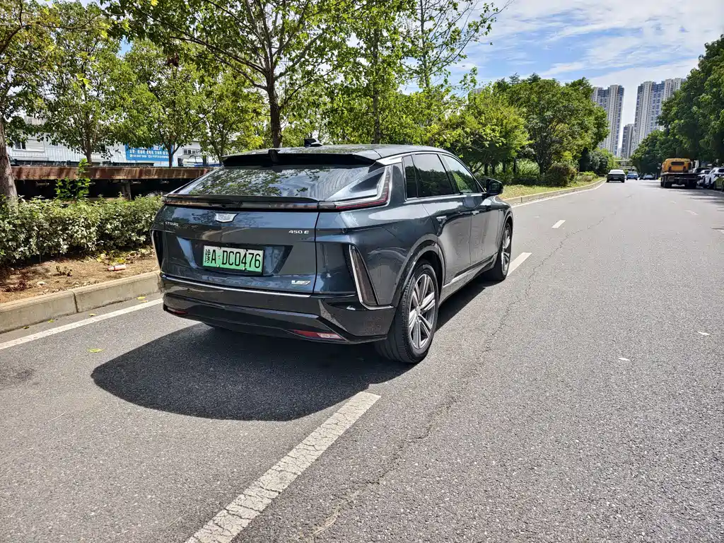 Cadillac Lyriq — миниатюра 7