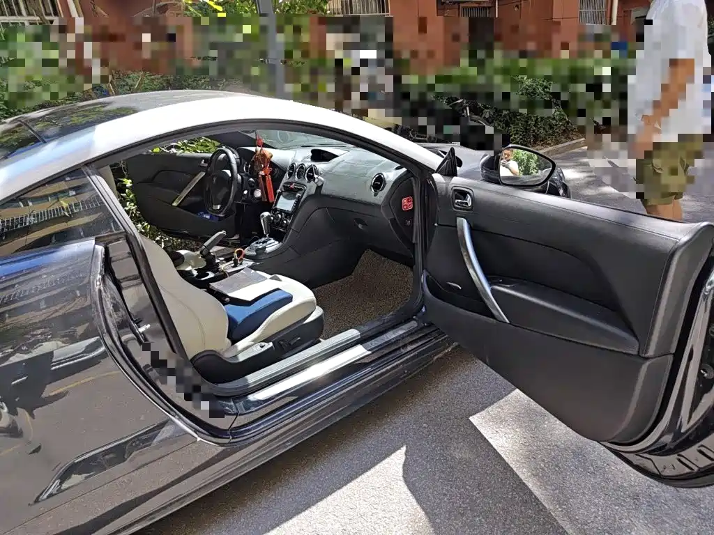 Peugeot RCZ — миниатюра 19