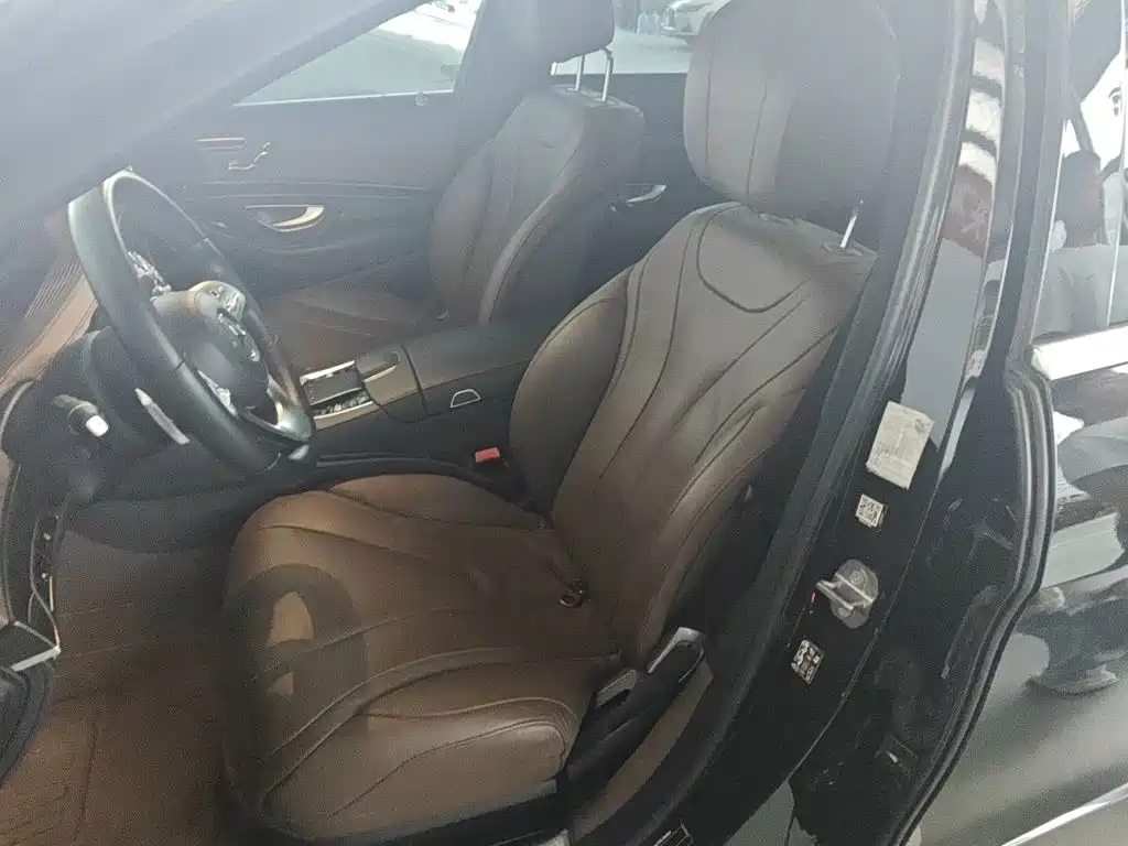 Mercedes-Benz S-Class — миниатюра 11