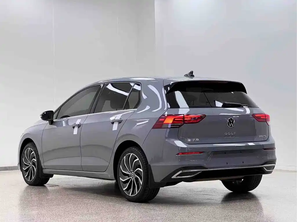 Volkswagen Golf — миниатюра 28