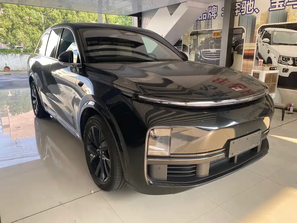 Li Auto Li L8 — миниатюра 2