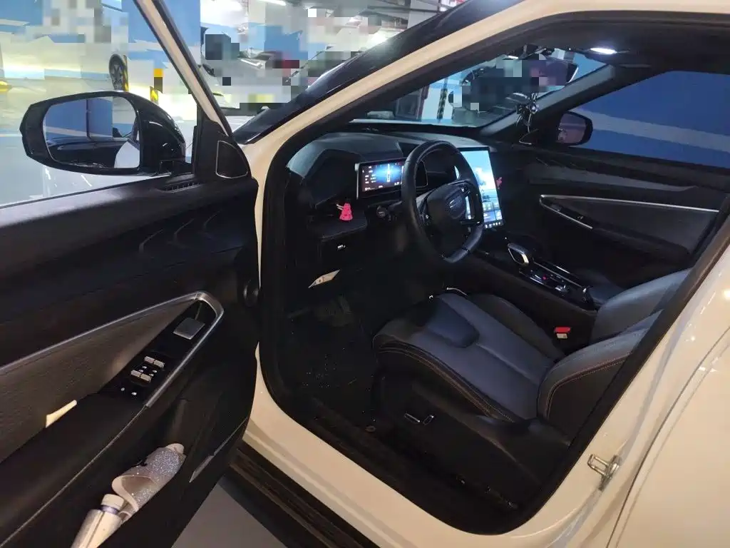 Geely Boyue — миниатюра 14