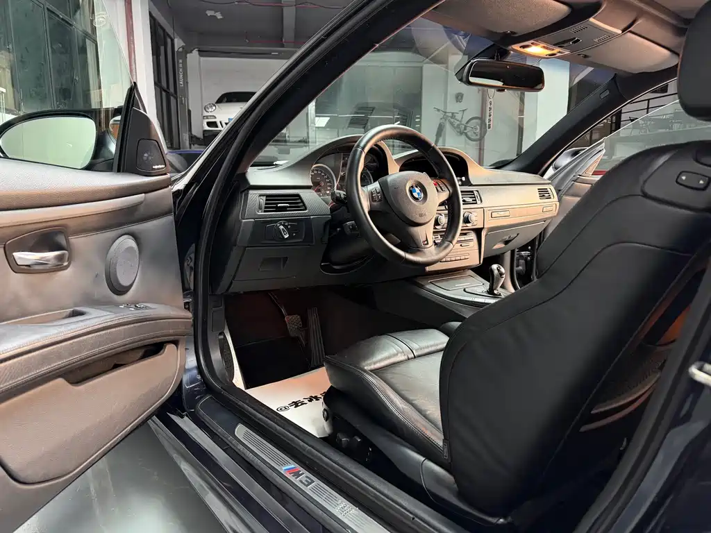 BMW M3 — миниатюра 6